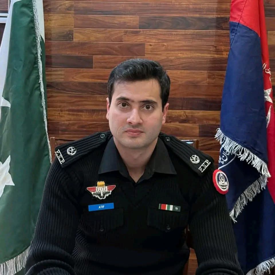 Atif Ameer New Additional S.P Operation model town Lahore.