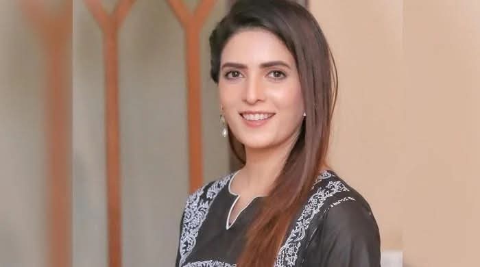 Actress Rushna Khan